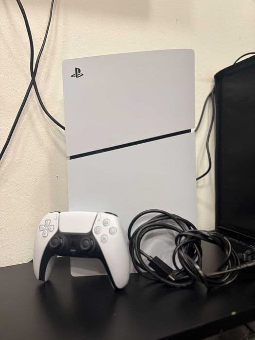 Hope Amanet P5 - PLAYSTATION 5 SLIM DISC, o maneta / cablu alimentare / cablu HDMI / stocare 1TB Bragadiru