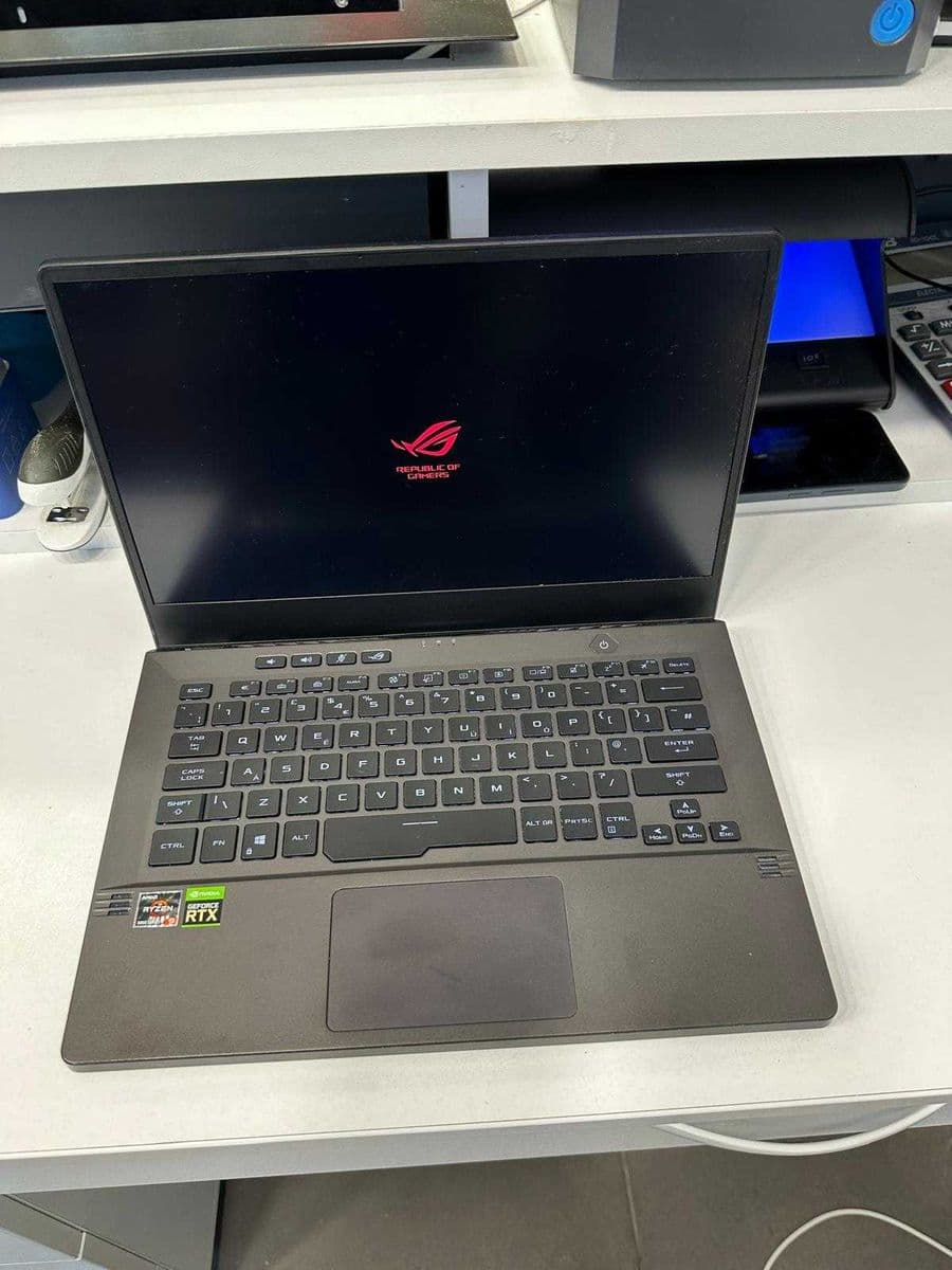 Hope Amanet P7 Laptop Asus ROG Zephyrus Bucuresti Sectorul 6