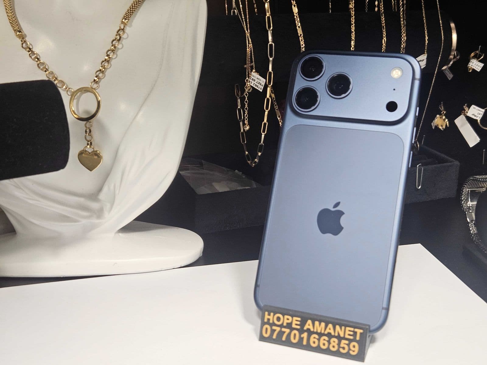 Hope Amanet P10/iPhone 17 Pro Max 256GB 100% 120 CIC / Garantie Apple Bucuresti Sectorul 5