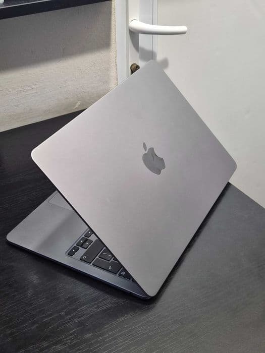 Hope Amanet P8 Macbook Air 13 M3 16Gb Ram SSD 512 Gb 99% 55Ci Bucuresti Sectorul 6