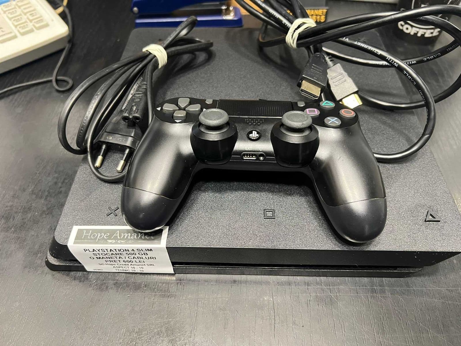 Hope Amanet P3 Playstation 4 Slim 500GB O MANETA / CABLURI Bucuresti Sectorul 6