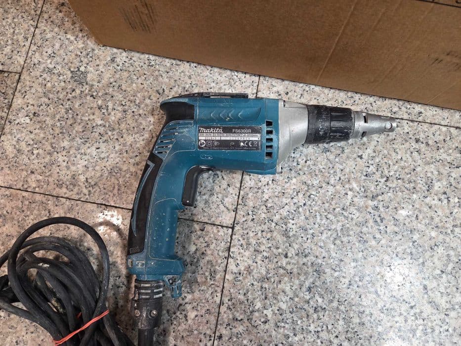 Hope Amanet P10/Masina de insurubat Makita FS6300R Bucuresti Sectorul 5