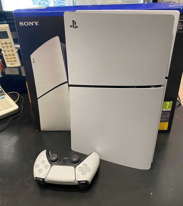 Hope Amanet P3 Playstation 5 SLIM Digital / 825 gb Bucuresti Sectorul 6