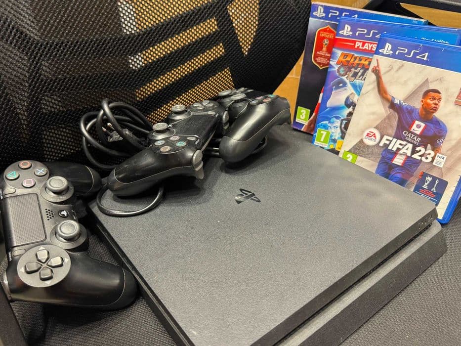 Hope Amanet P2 - PS 4 SLIM+ 3 MANETE+ 3 JOCURI Bucuresti Sectorul 6