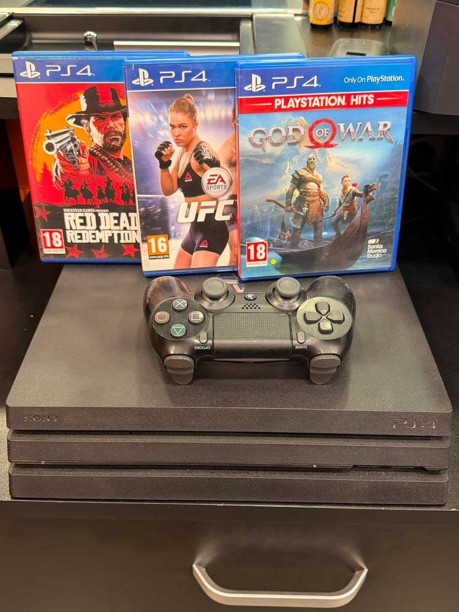 Hope Amanet P5 - PlayStation 4 Pro // 1 Maneta / 4 Jocuri Bucuresti Sectorul 2