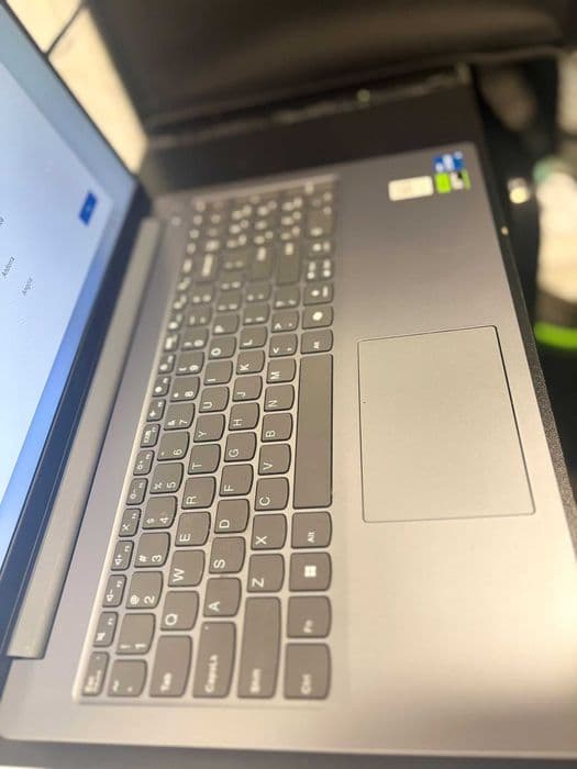 Hope A manet P5 - Laptop Lenovo Legion LOQ, i7 1240HX, placa video RTX 2050/4 GB, memorie RAM 16 GB, STOCARE 512 SSD Bragadiru