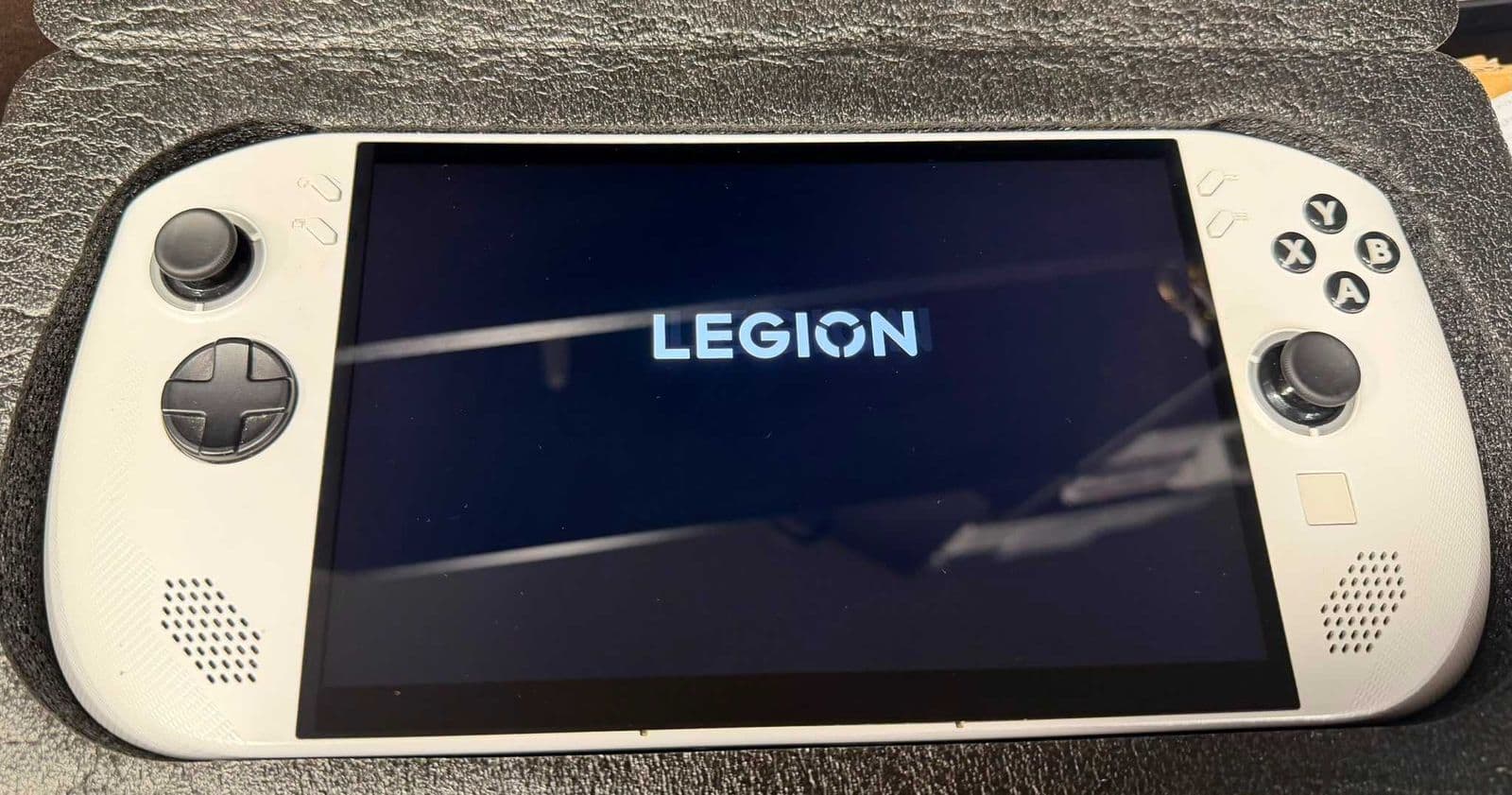 Hope Amanet P10/Consola Portabila Legion Go S / 500 SSD - 16 GB RAM - Fara Incarcator ! Bucuresti Sectorul 6