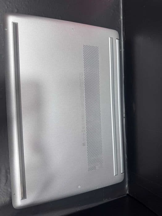Hope Amanet P1/ HP 14S FQ1006NQ / AMD RYZEN 7 5700, 8GB DDR4, 256GB SSD, AMD RADEON GRAPHICS / COD 35439 Bucuresti Sectorul 5