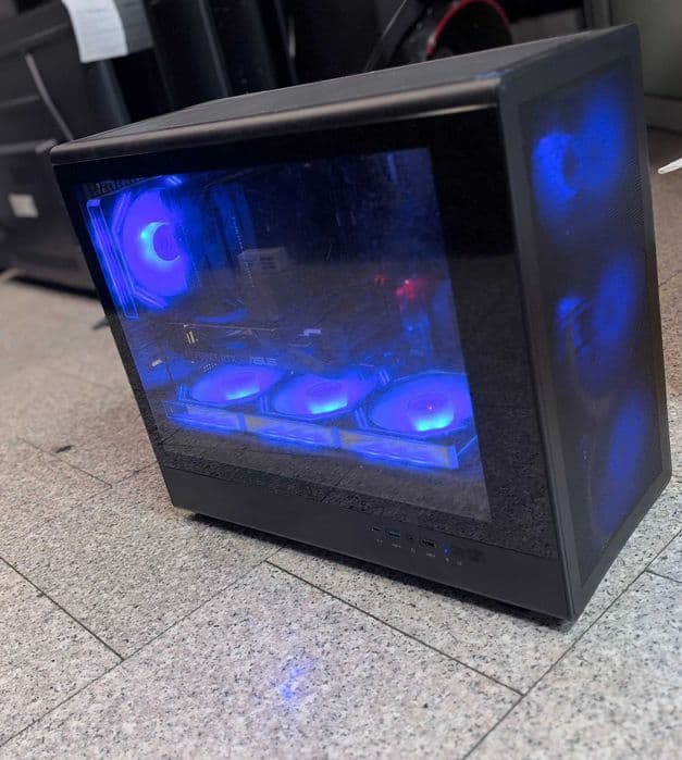 Hope Amanet P10/Unitate PC Gaming I7 13700F RTX 5060 8GB 32GB DDR4 SSD 1TB + Monitor LED Curbat Bucuresti Sectorul 5