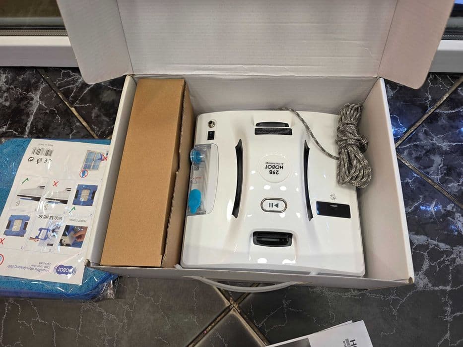 Hope Amanet P10/Robot Curatare Geamuri Hobot 298 cu Pulverizator Bluetooth Ups - NOU - Bucuresti Sectorul 5